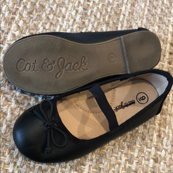 Cat and jack dress shoes - Picture 2 of 2